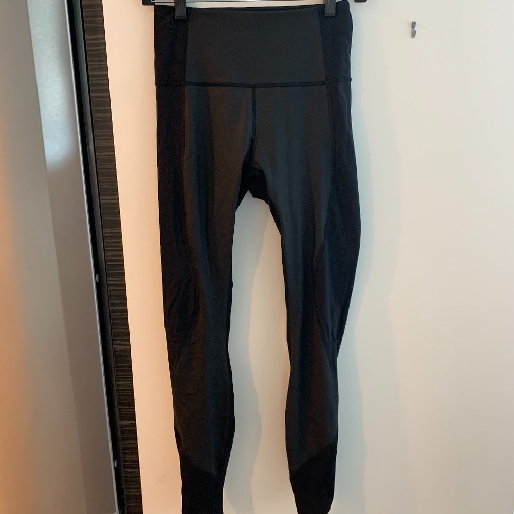 Lululemon size 6 high-rise tight